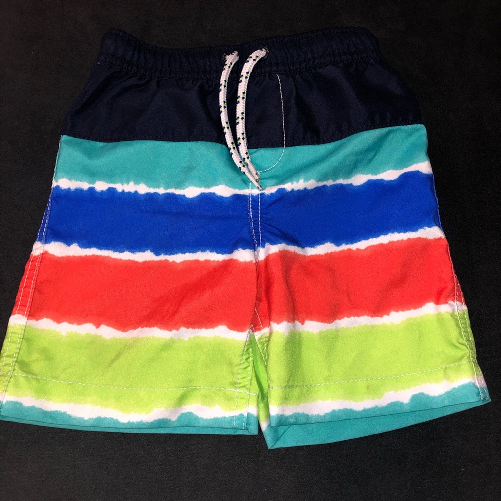Lands’ End boys swim trunks size 4T